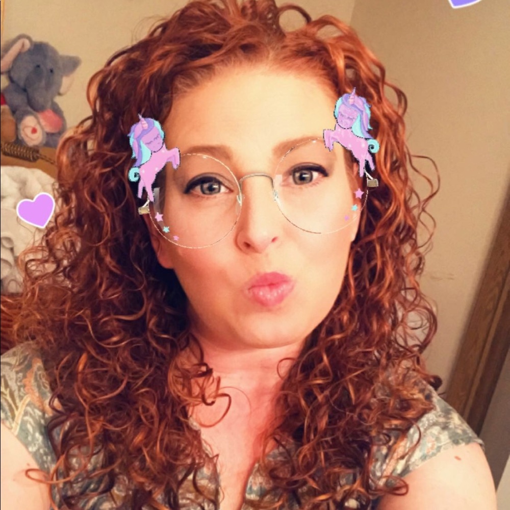 Meet your Posher, Caryn